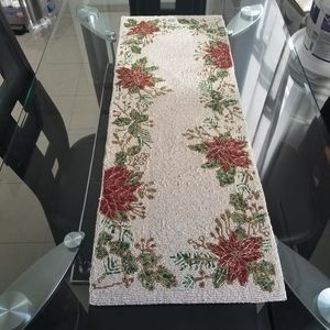 TAHARI Beaded Centerpiece Size 13×36"